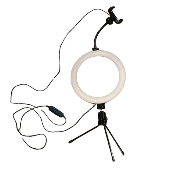 Selfie Light with Phone Stand - Picture 4 of 10